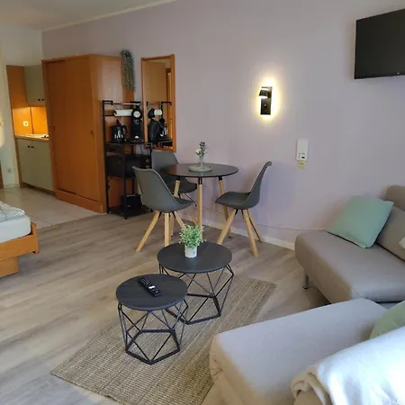 Nahe Nuernberg - Business, Monteure & Urlaub Apartment Schwanstetten